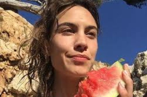 微博之夜座位空两小时流量明星耍大牌成笑话