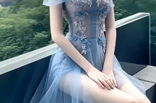 1天4瓜！离婚、全网被封禁、被逼发身体私密照、韩红最让人意外